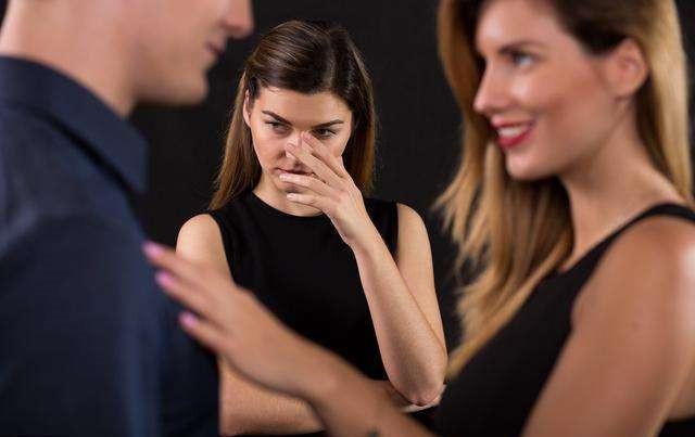 男友40岁没房没车没存款敢嫁吗,男生快30岁了还没对象怎么办