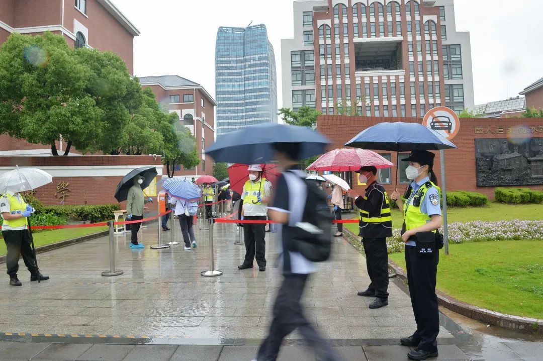 同学好久不见又相聚的说说,同学好久不见作文600字初中