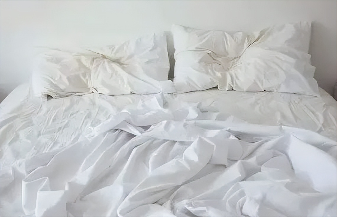 新床单放时间放久了发黄怎么清洗,床单发黄用什么洗才能干净