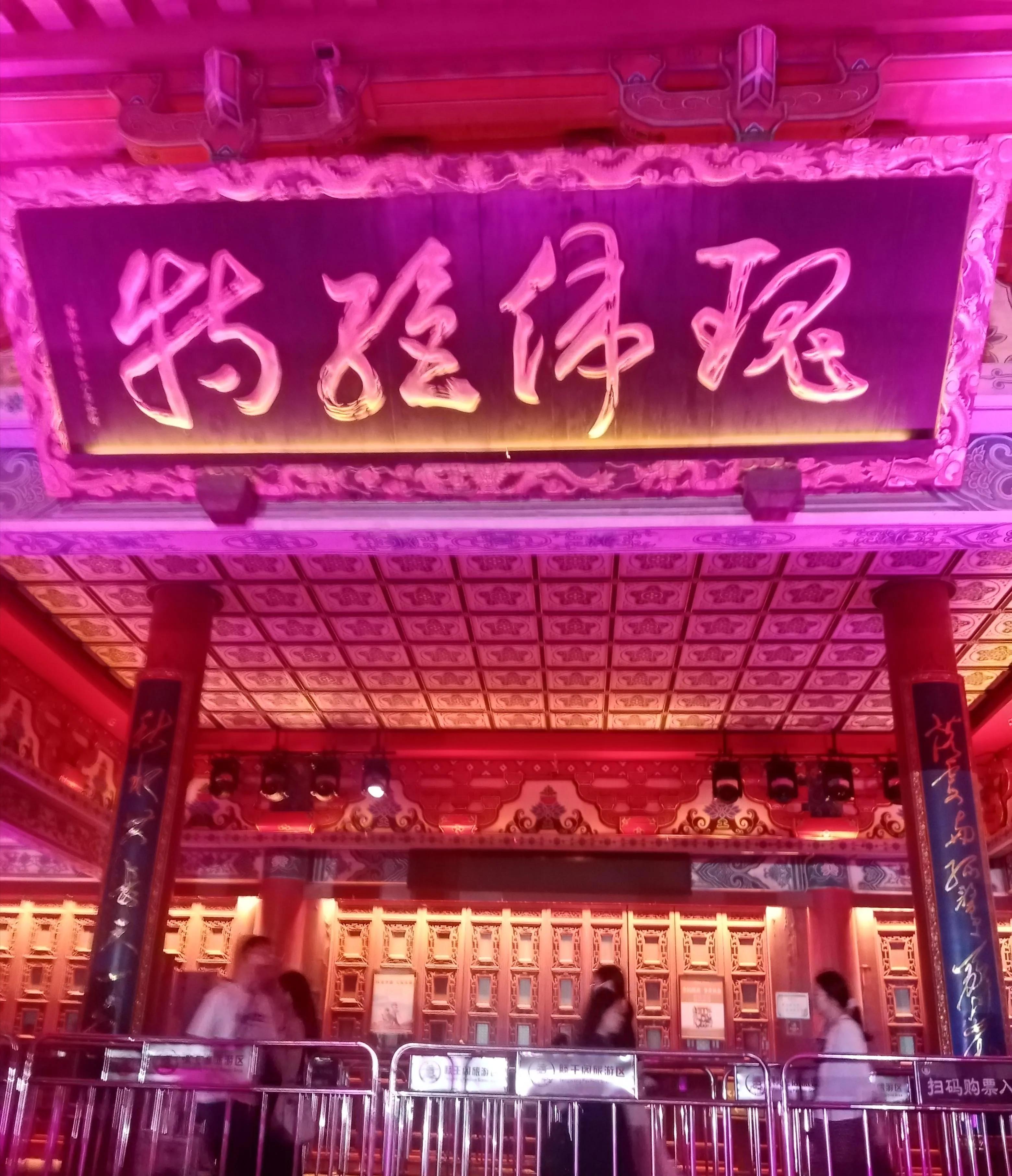 滕王阁是江南的三大名楼,滕王阁是我国三大名楼之首吗