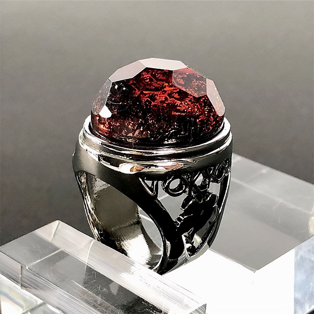 模玩动漫周边店铺,eva模玩100元