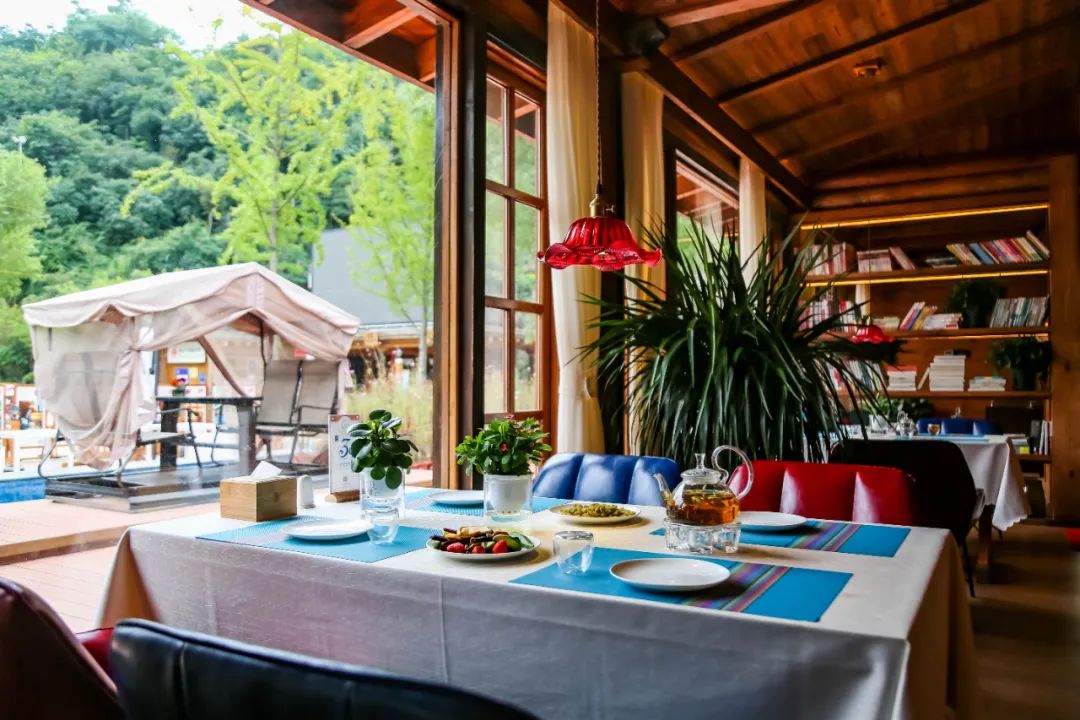 初秋的济南九如山风景秀丽美如画,济南九如山金秋十月