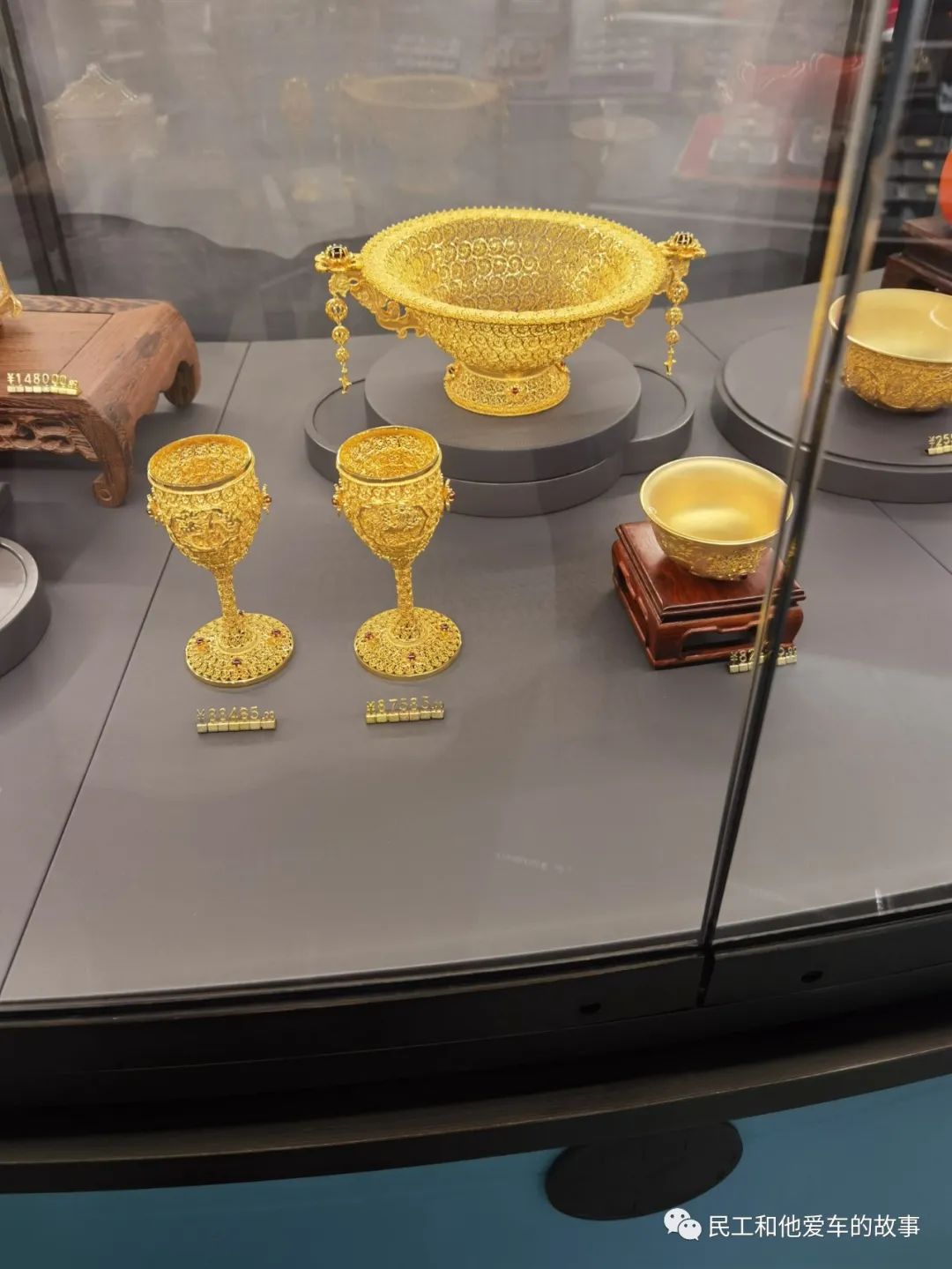 萃华黄金好还是老庙黄金好,萃华是真的黄金吗