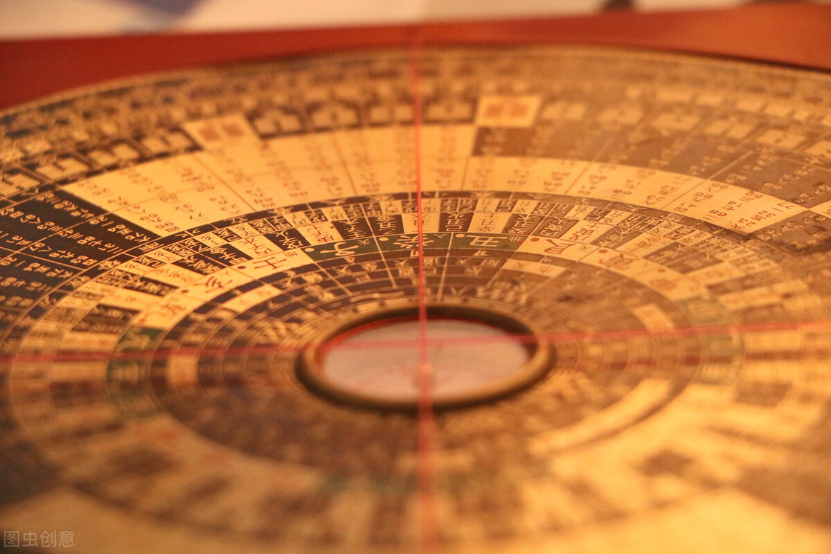 为什么指南针指的是北面,指南针指向北方为什么叫指南针