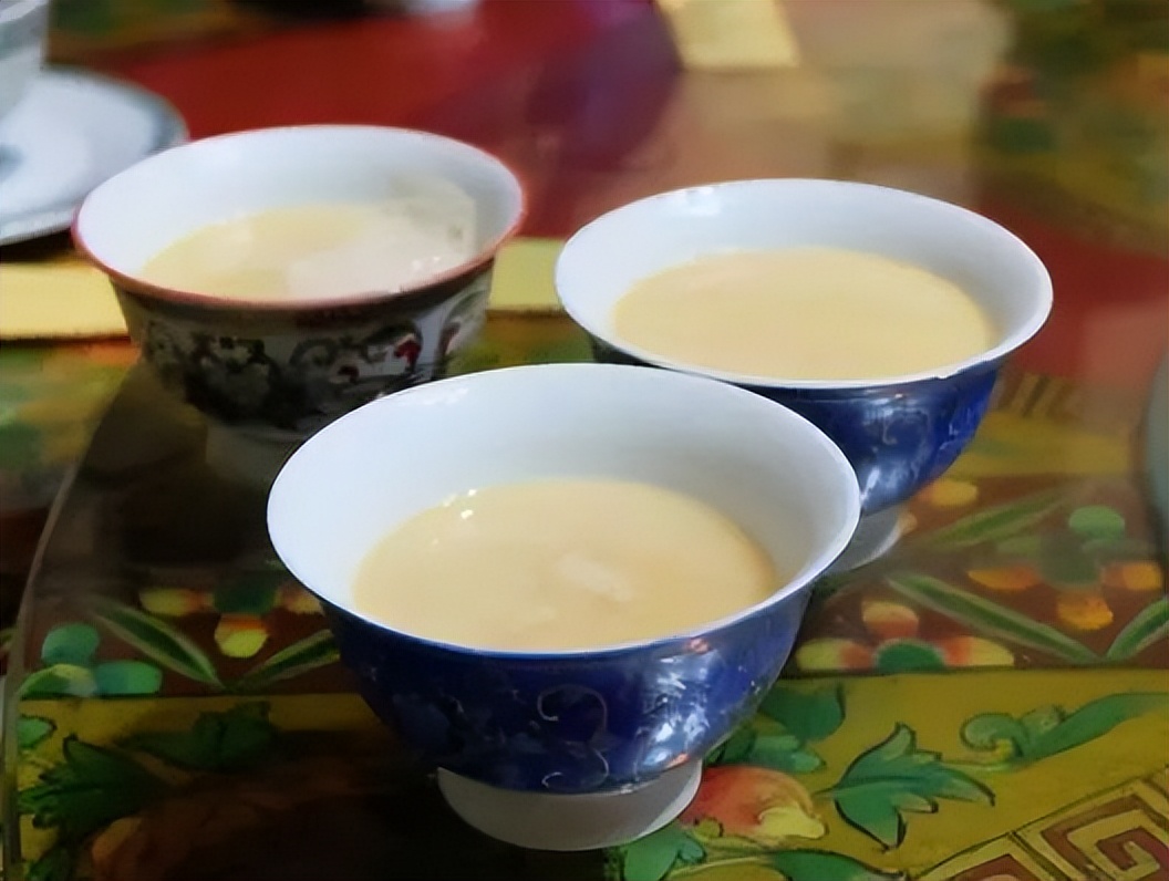 火出了圈,甘孜文旅局长化身侠客火出圈