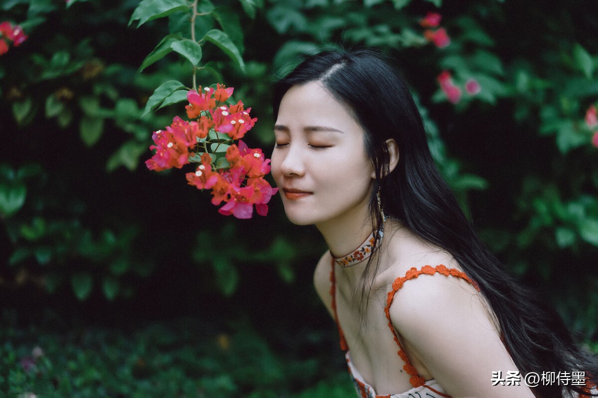 女生拍照脸大怎么解决,摄影拍照大小脸明显怎么办