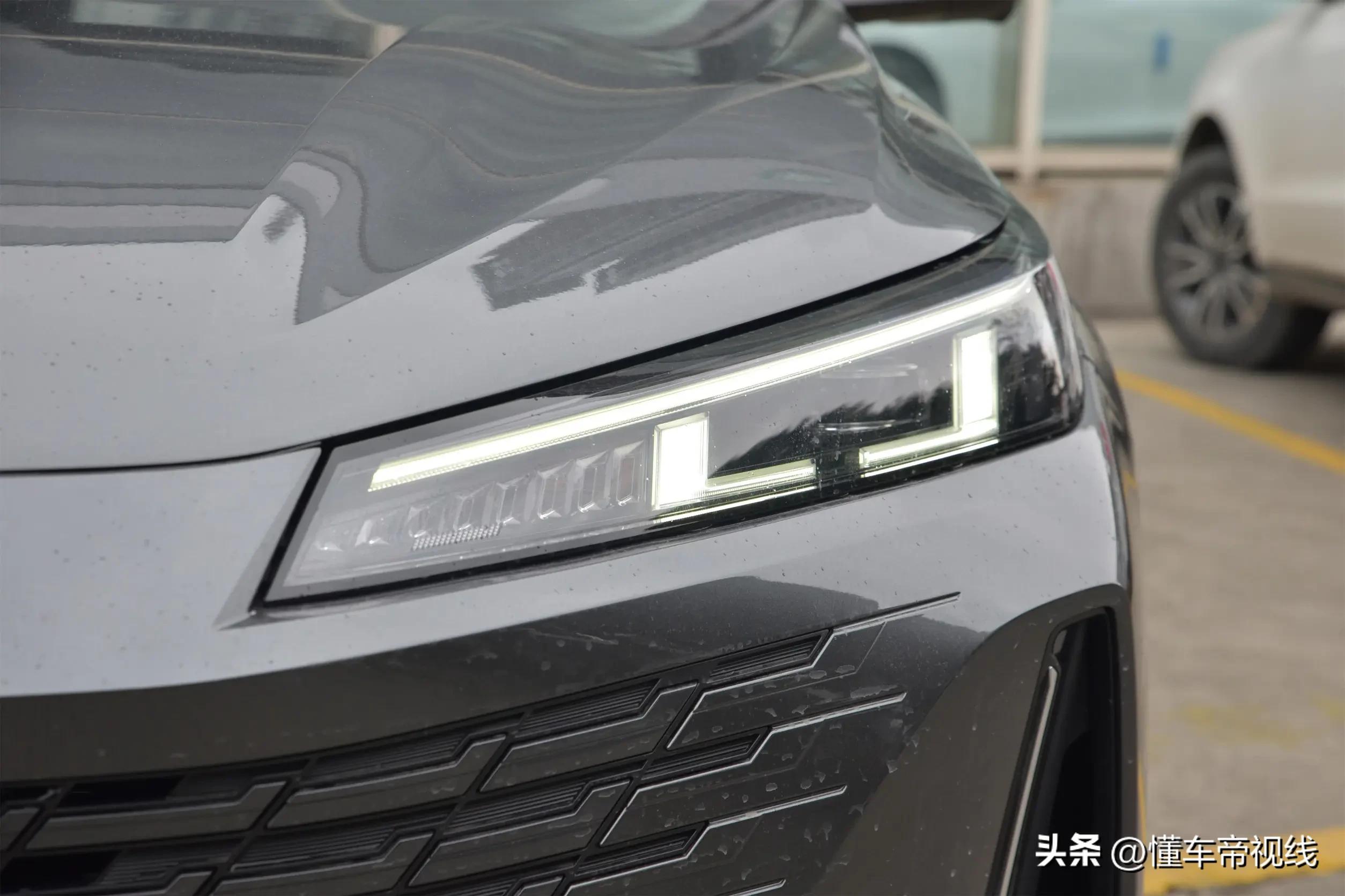 长安逸达领航版9.1万,6.99万长安颐达