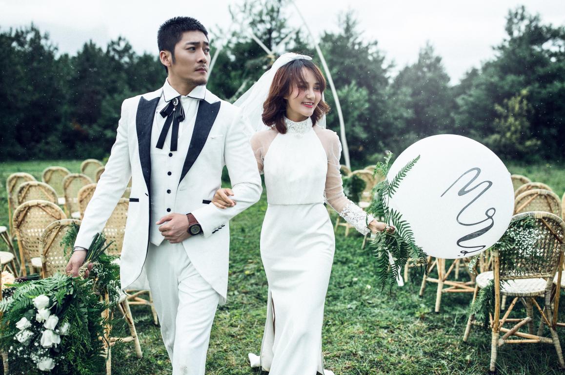 怎么选婚纱照选片不被坑,婚纱照选片有哪些技巧视频