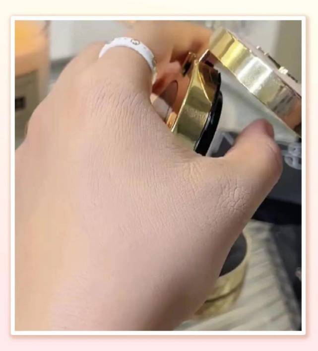 最好用的气垫粉排行榜前十名,nars方气垫粉米色适合什么肤色