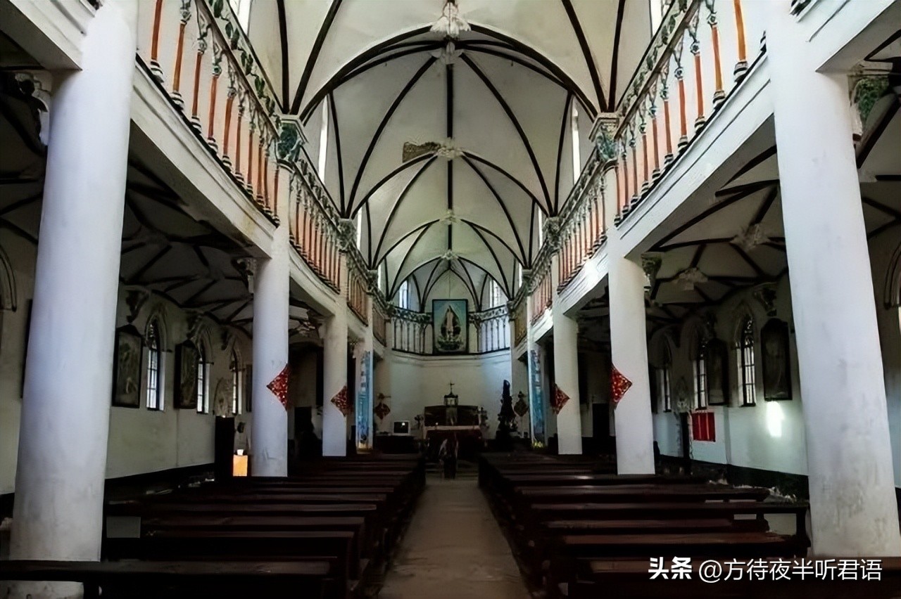 人间梦幻古建筑,仙境云雾缭绕古建筑