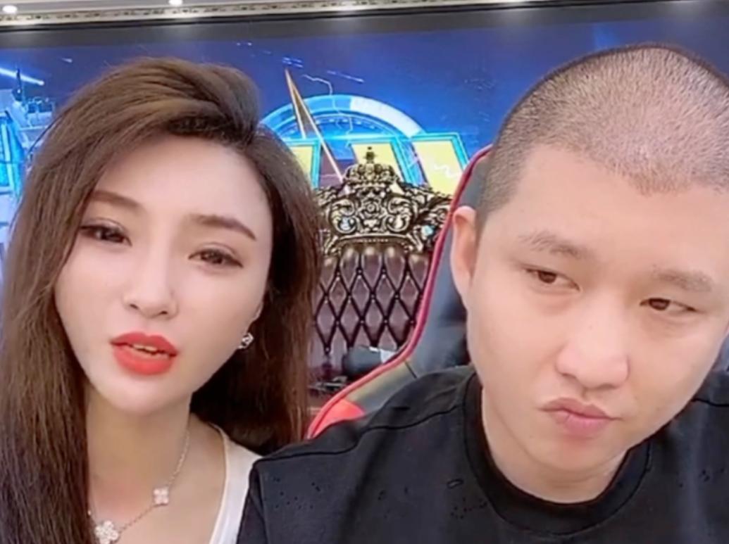 二驴老婆平荣现场翻车,二驴媳妇平荣现在近况