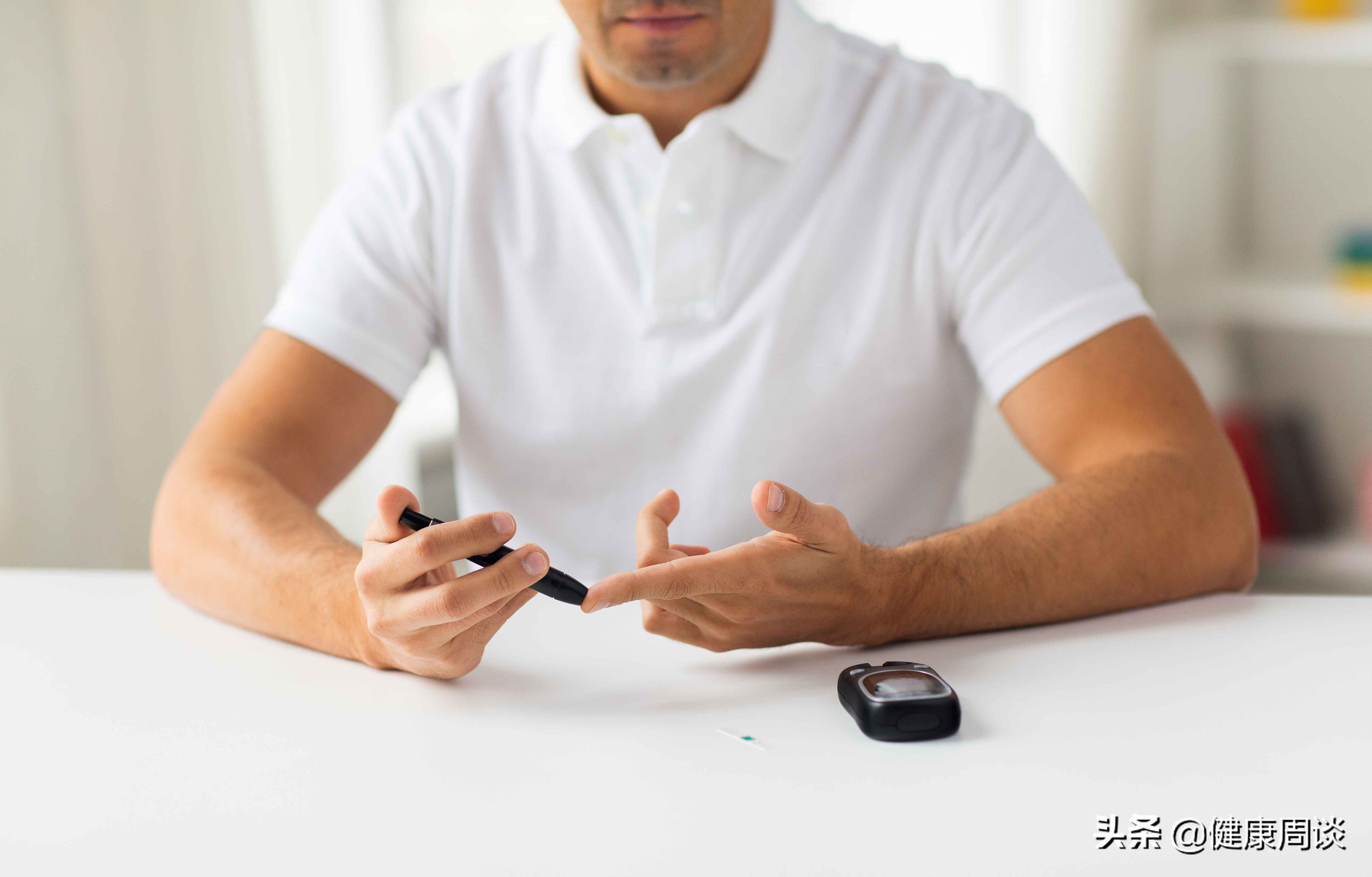 骨折饮食日常禁忌需要了解的几点,骨折患者的饮食四大误区患者须知