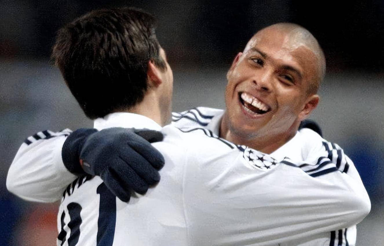 罗纳尔多巅峰时期世界杯,罗纳尔多职业生涯效力的俱乐部