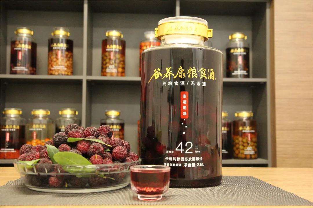 杨梅泡酒要多少度酒,杨梅泡酒正确方法和比例