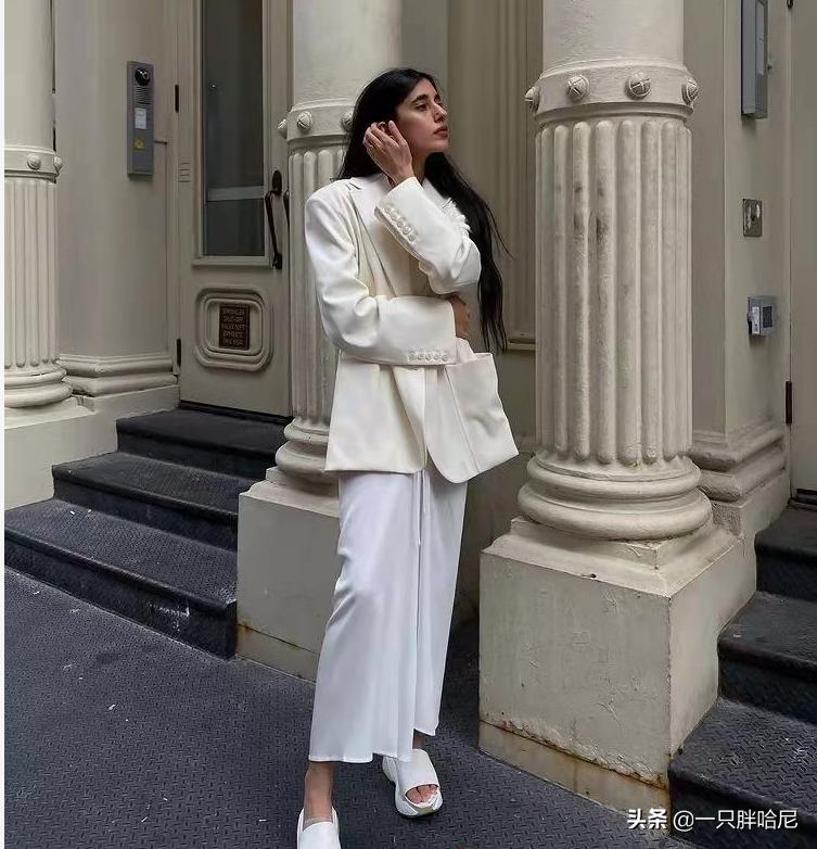 40岁女士气质高端穿搭冬裙,中年气质女裙高级感