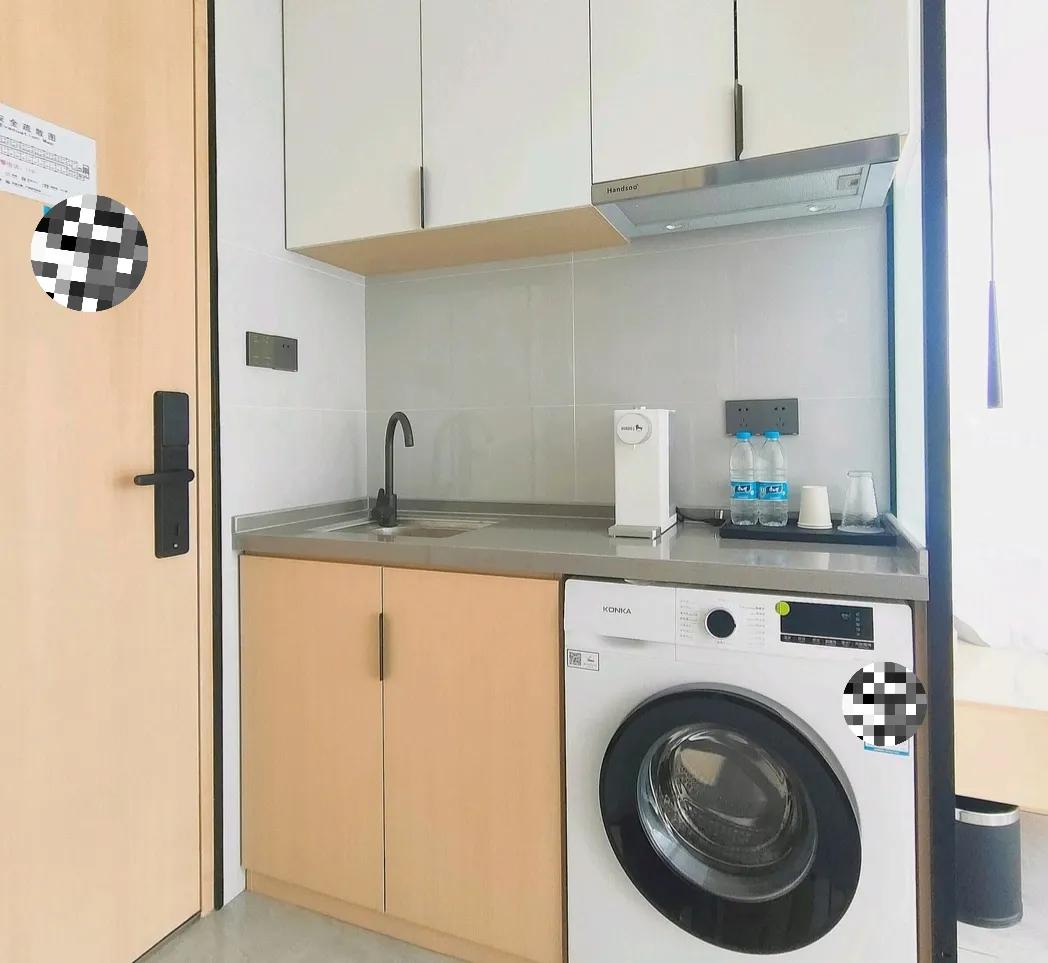 投资800万开一家宾馆一年的收益,投资20万开了一个饭店