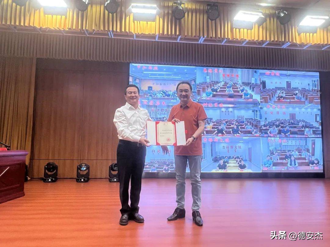 达拉特旗，漠漠达（么么哒）！致敬“中国沙漠度假引领者”！