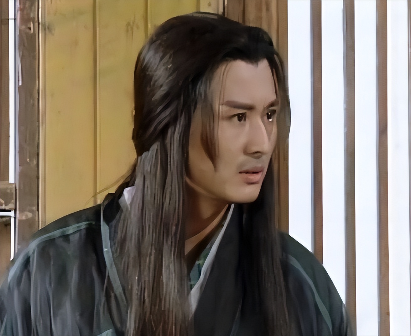 58岁孙兴隐居生活曝光,孙兴生活视频