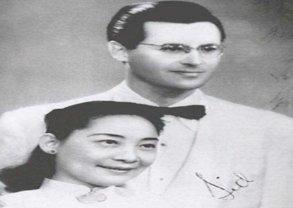 娶中国女演员，奋斗16年终入中国籍的沙博理，直言：我的根在中国