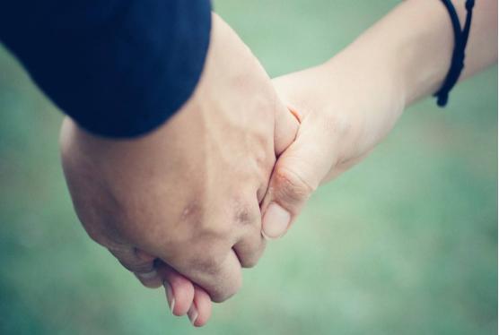 吃了伟哥出现出血现象,伟哥吃多了皮下有出血点怎么办