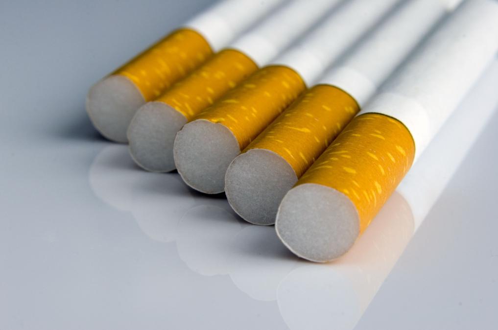 捡烟头真的能赚大钱吗,烟头回收一年利润