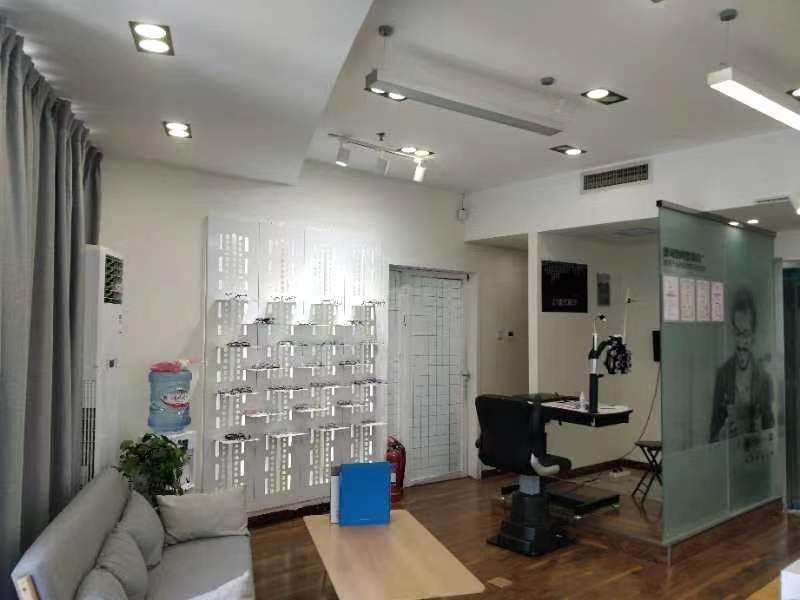 郑州高新区配眼镜去哪个眼镜店好,郑州眼镜城配眼镜最好又便宜