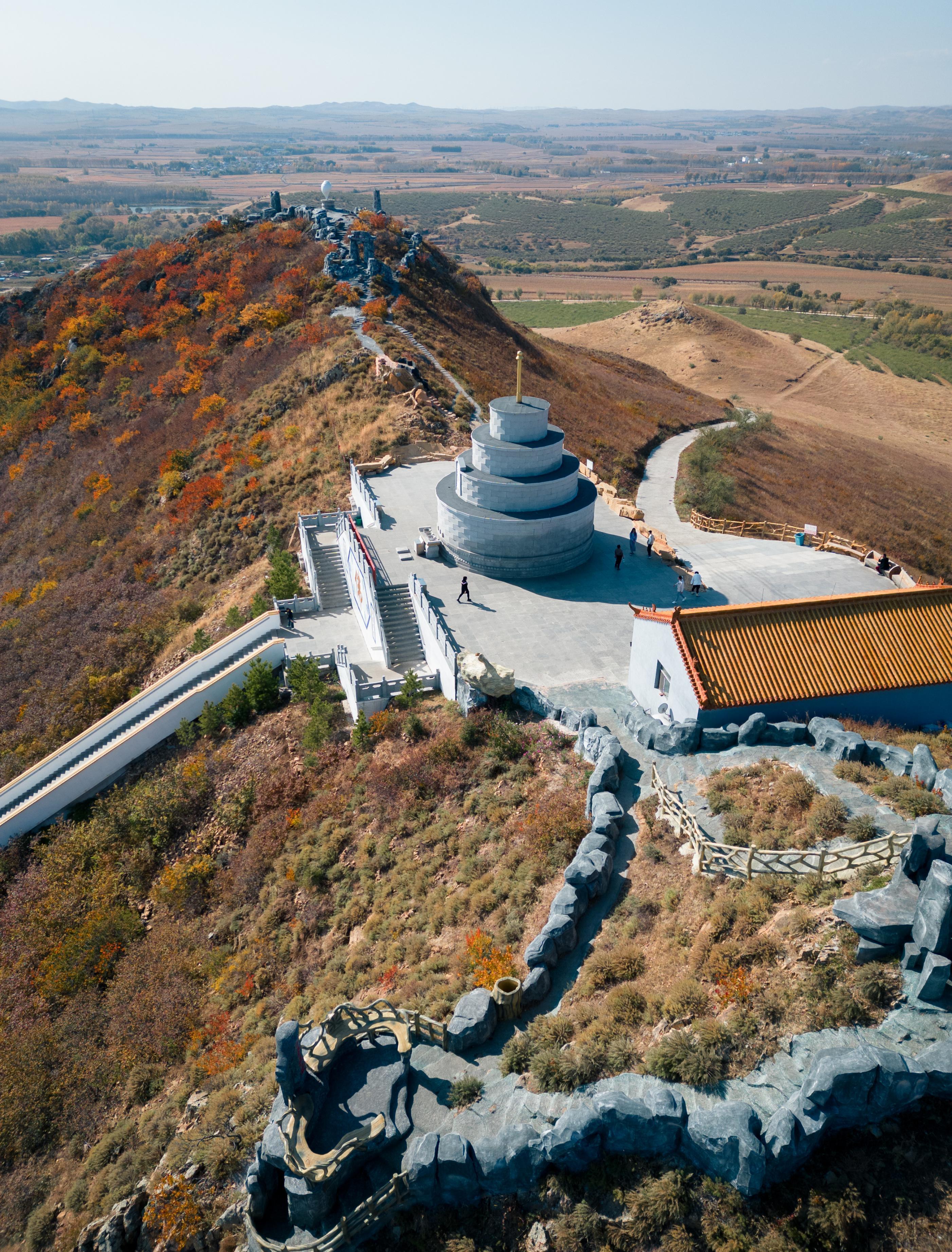 兴安盟旅游景点排行榜葛根庙,秋日登高观美景
