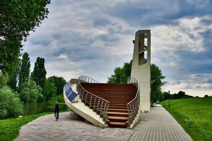 期货手续费低又正规的公司,国内期货公司哪些是正规的