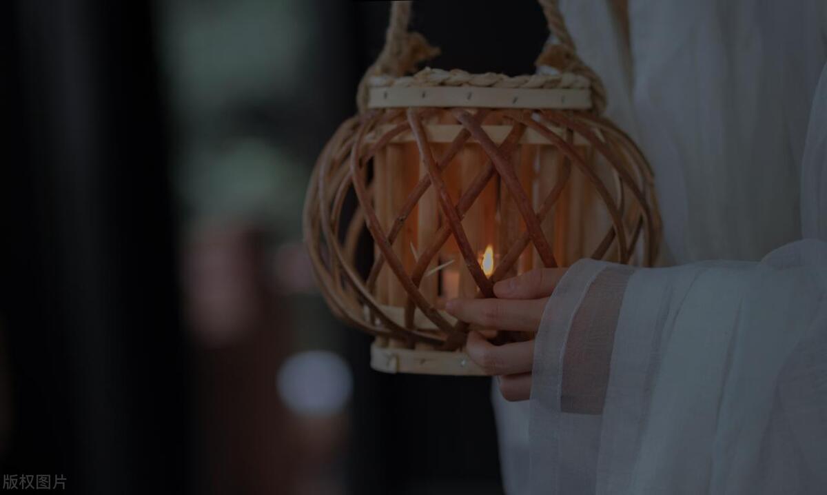 “水有虫则浊，水有鱼则渔，水水水，江河湖淼淼”，你敢试对吗？