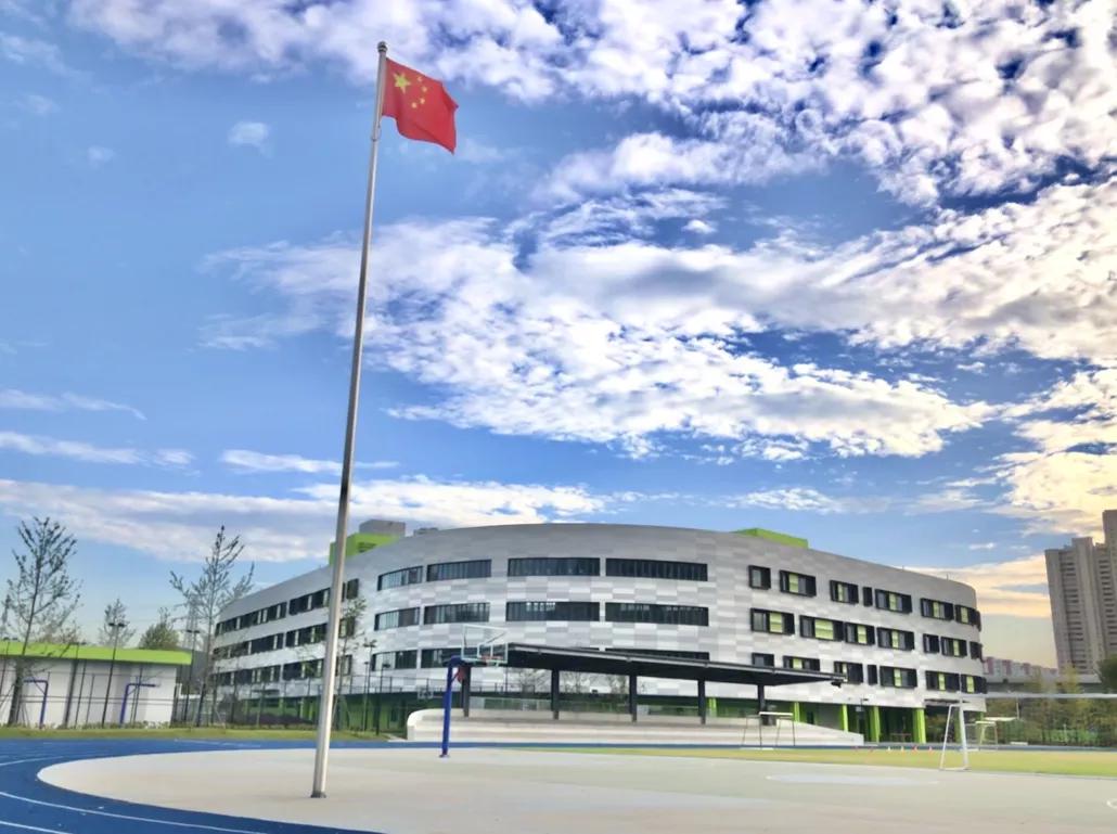 南京师范大学附属中学江山小学，一所拥抱儿童充满期待的新型学校