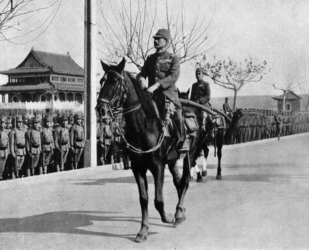 *京大南***杀屠**后，松井石根从南京带走10坛血土，多年后才知歹毒用意