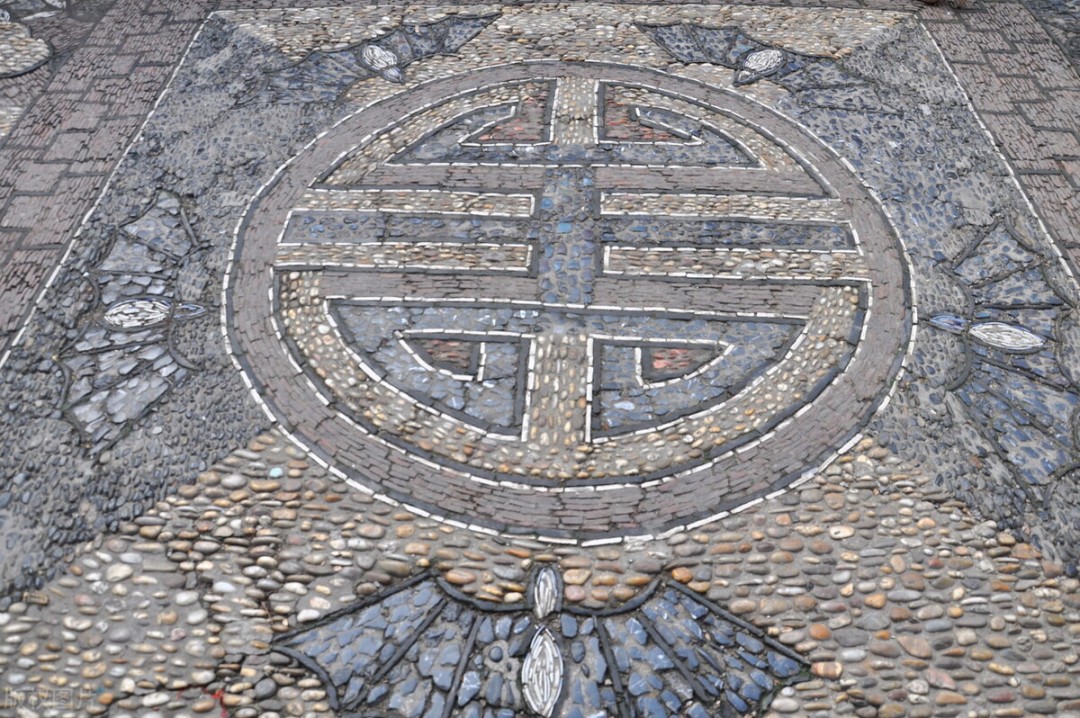 狮子林最有名的叠石假山,狮子林为什么叫假山王国