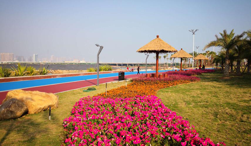 厦门最大免费公园,厦门有没有免费开放的足球场