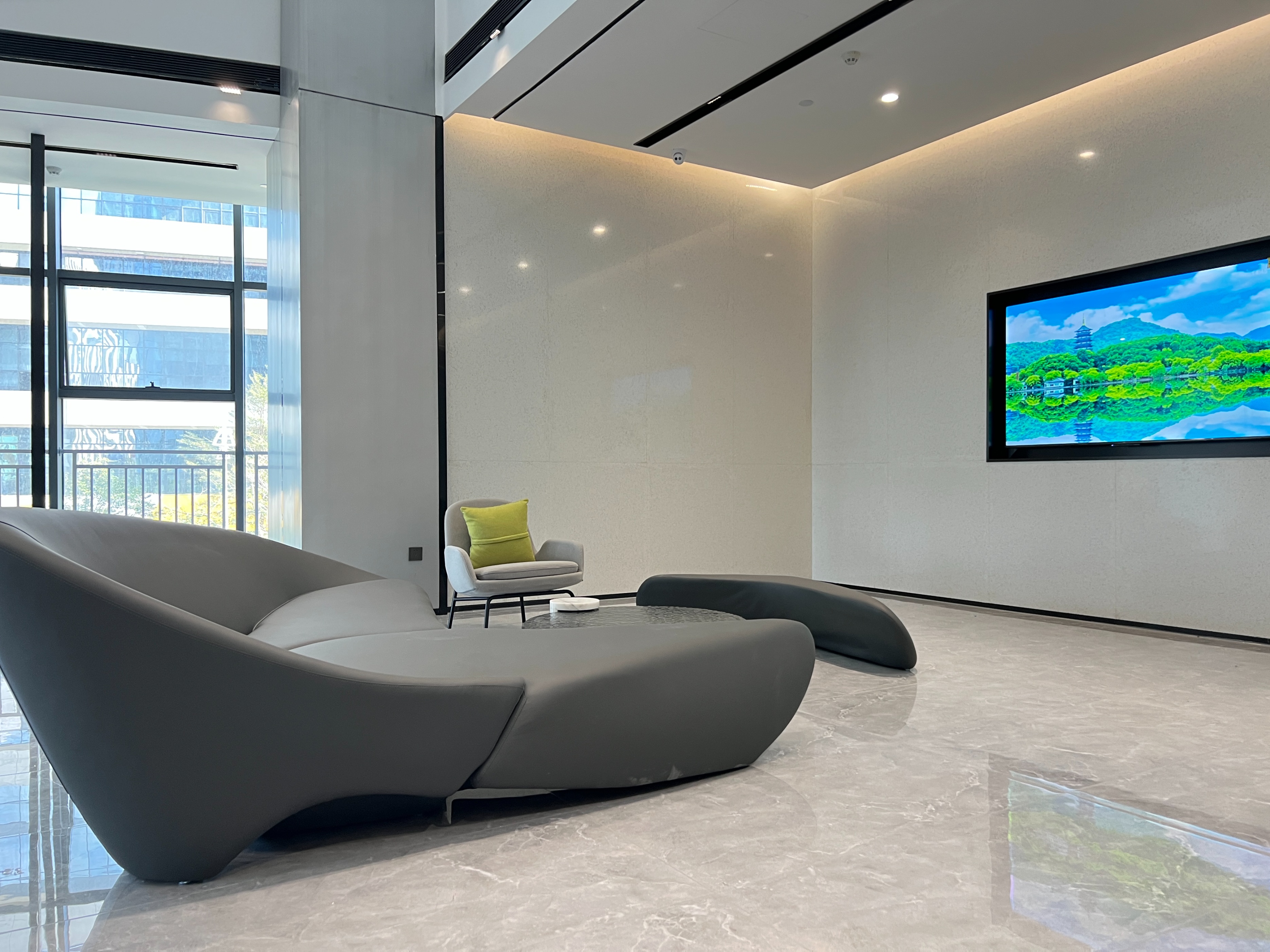 东莞市本地办公家具租赁平台,东莞松山湖场地租赁