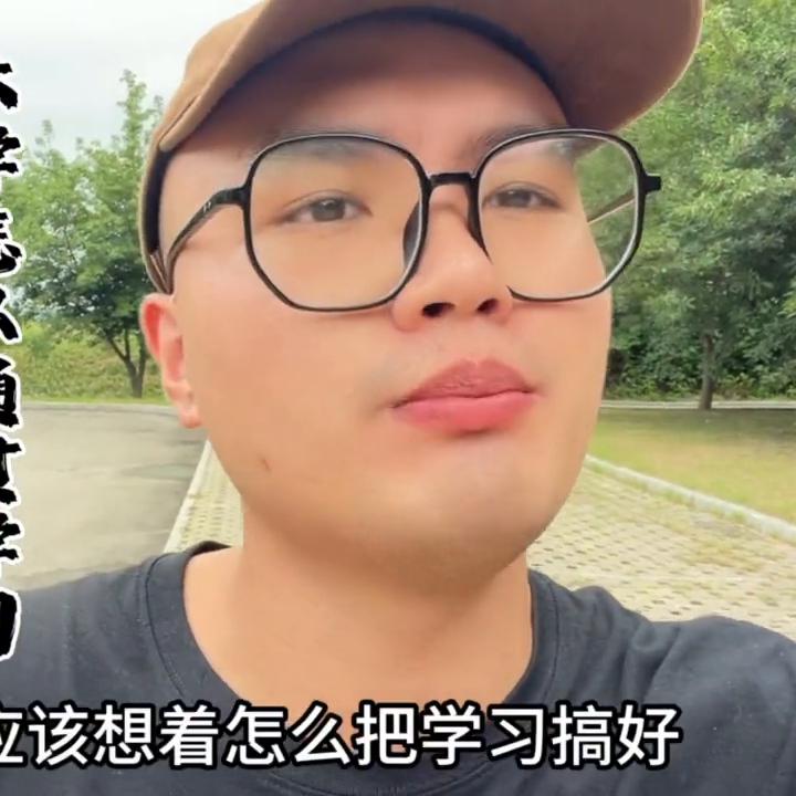大学奖学金助学金真的很重要吗,大学奖学金与助学金