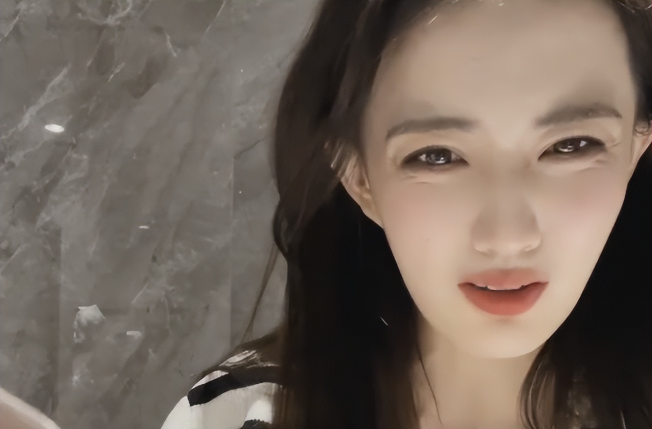 徐璐瘦的照片,徐璐抬头纹