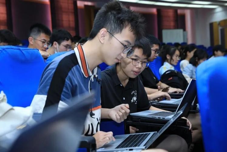 任教双一流，他手握14项专利，承担重要项目，助力“国内首条”列控系统研发