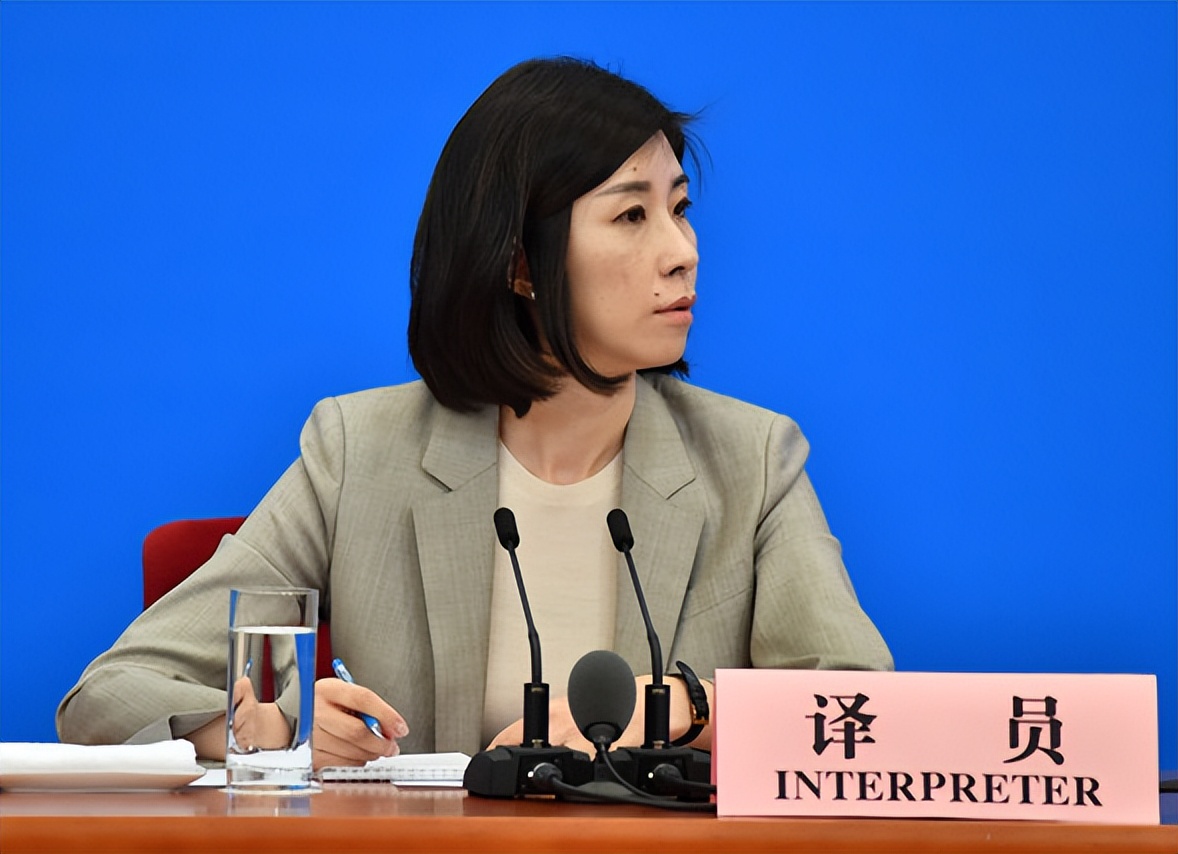 女翻译张璐哪人,翻译女神张璐成功升职是哪一集