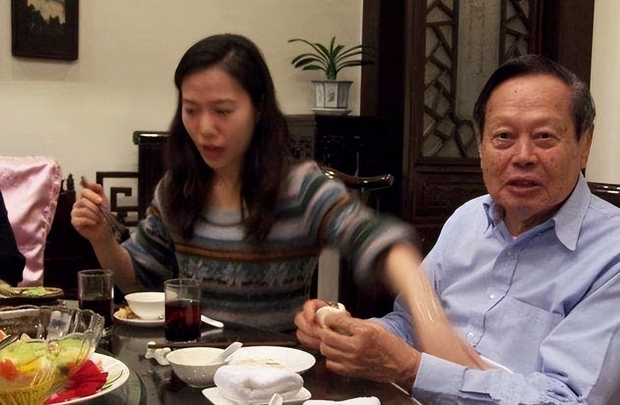 翁帆说出自己嫁给杨振宁的原因,41岁的翁帆当年为什么嫁给杨振宁