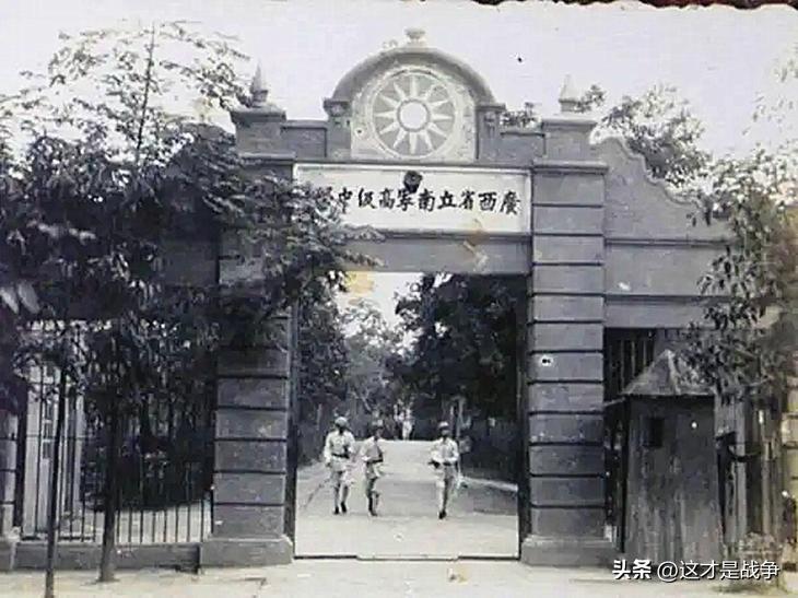 胡兰成被张爱玲拒绝了多少次,胡兰成是如何成为汉奸的