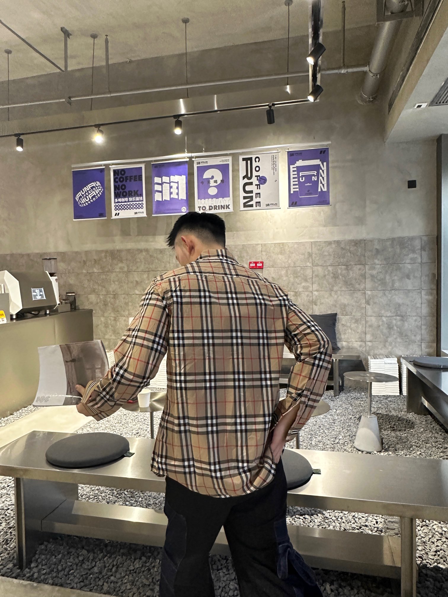 burberry长袖府绸衬衫门襟暗扣,burberry格纹字母衬衫