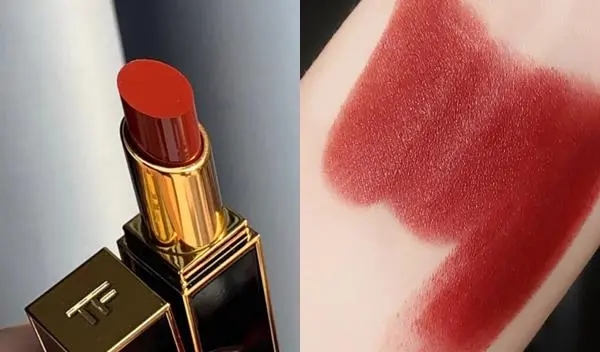 什么颜色的口红显白又滋润,秋冬黄皮显白口红色号推荐