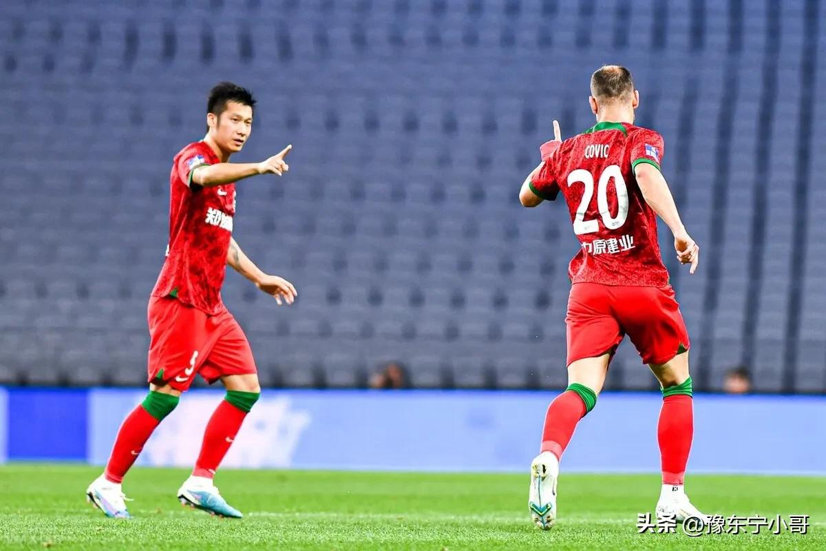 河南队外援舒尼奇,河南后卫舒尼奇