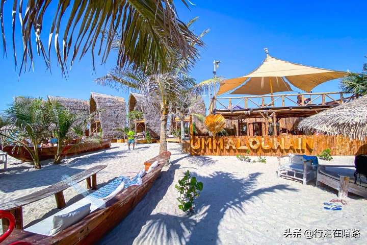 中东小国的福利：月入4万算是困难户，出生就送100平房子