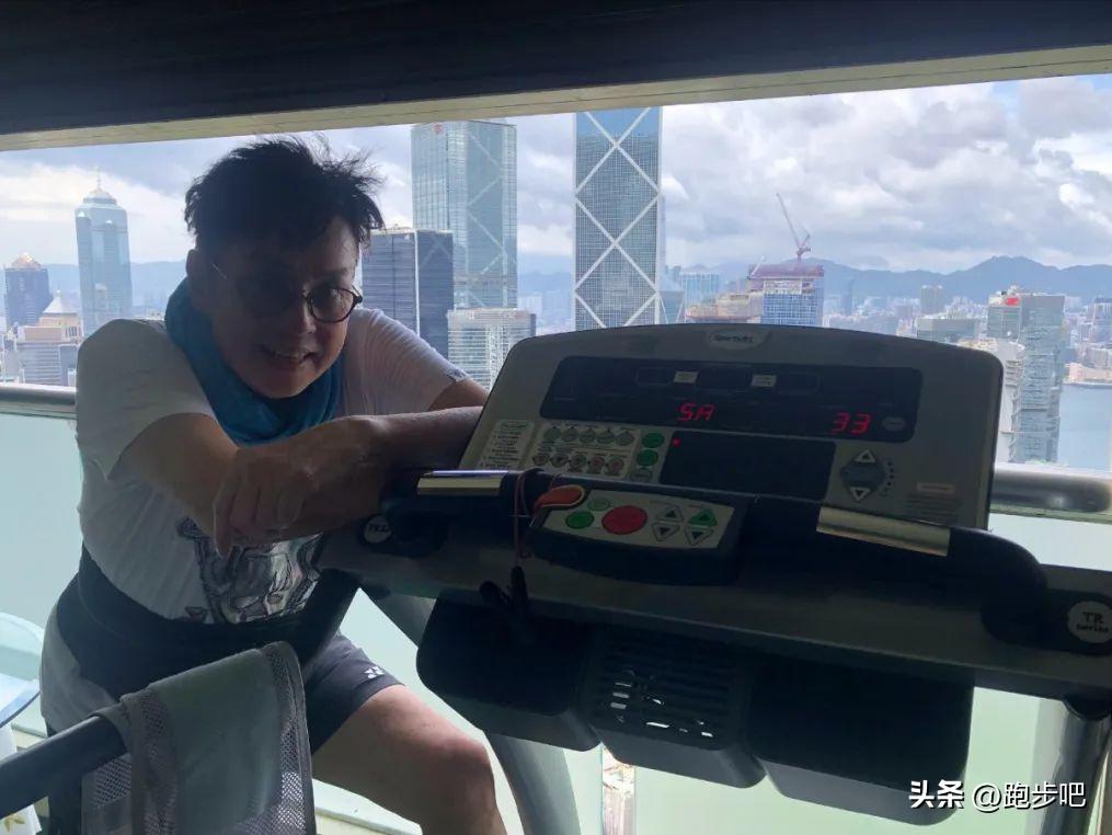 #72岁谭咏麟短短几天暴瘦14斤,73岁谭咏麟患病暴瘦后恢复圆润