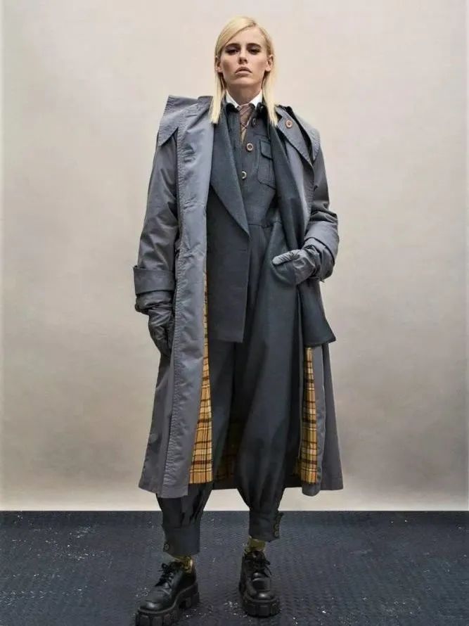 超模用卫生棉条感染截肢励志,一名超模因卫生棉截肢