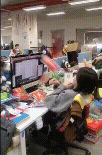 怎样把短粗的手指变又细又长,教你一秒让手指变细