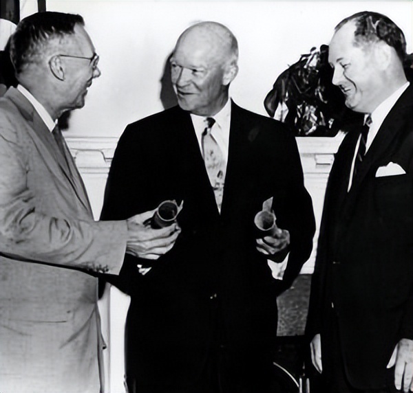 中国900万一个的航天零件,中国的航天成本是美国的几倍