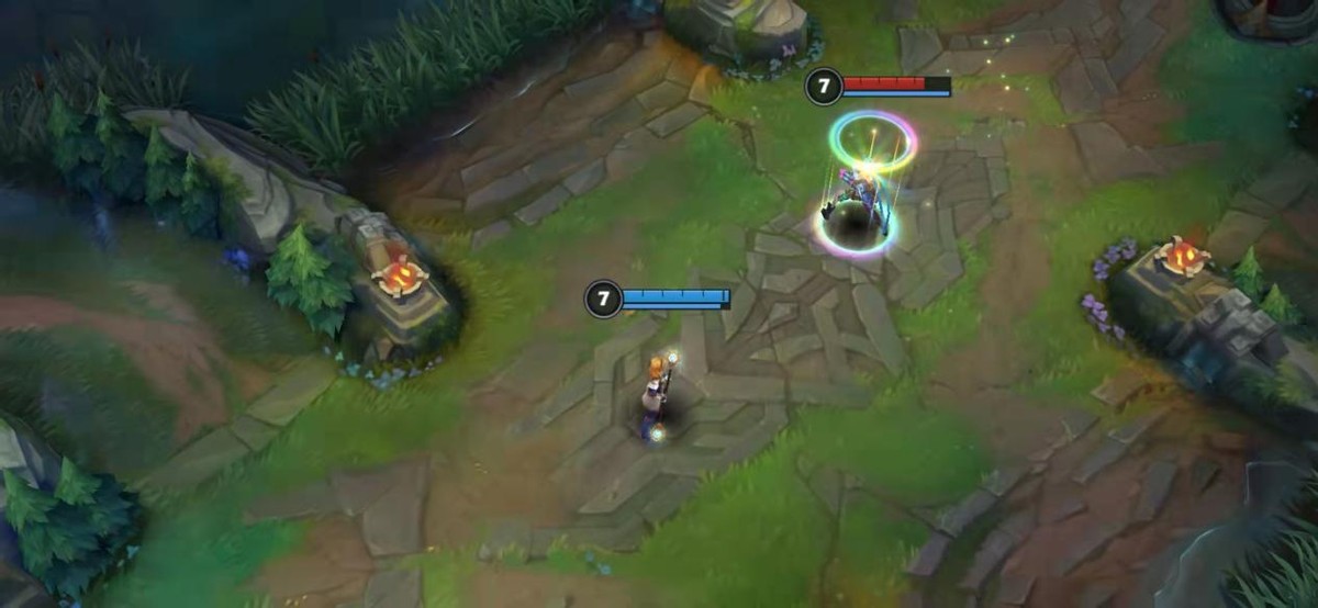 英雄联盟手游5.0辅助拉克丝教学,英雄联盟手游拉克丝中单出装教学