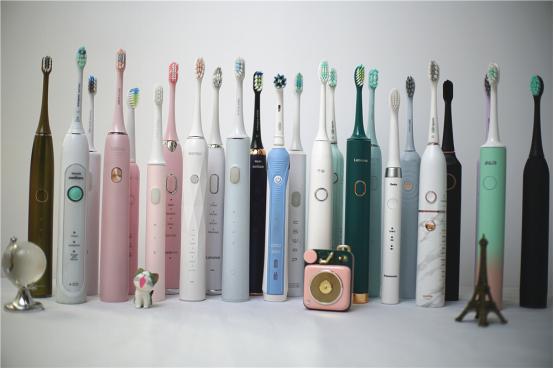 电动牙刷怎么避免伤牙龈,劣质的电动牙刷会造成的伤害